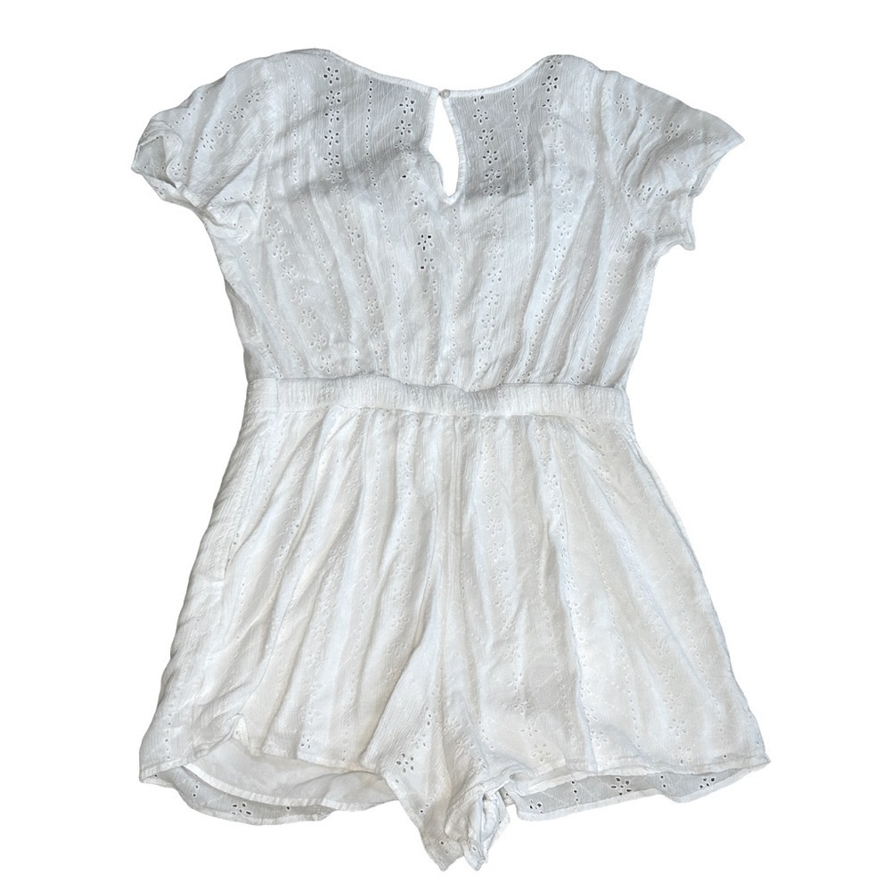 HOLLISTER | WOMENS WHITE EYELET LACE COQUETTE ROMPER ONE-PIECE SHORTS, SIZE M